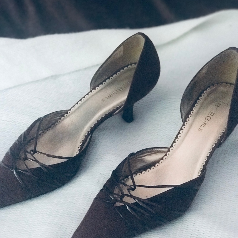 Burgundy Suede Kitten heel